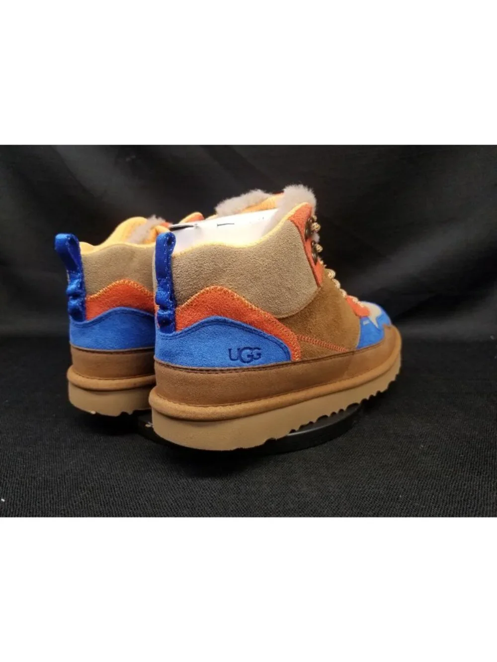 UGG Australia Boys Highland Hi Heritage Boots Lace-Up Brown Size 3 NEW IN BOX!